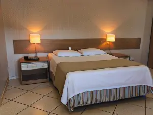 Treville Hotel