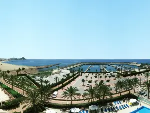 เซเนเตอร์ อากีลาส โรงแรม