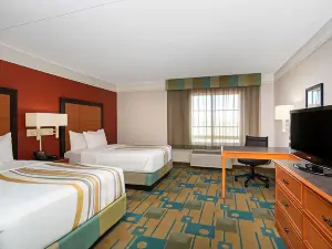 La Quinta Inn & Suites by Wyndham Denver Southwest Lakewood