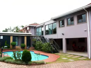 Cozy Nest Guest House - Durban North, Natal