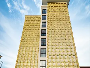 Lux Boutique Hotel