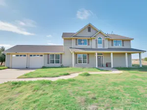 Taylor Home on 65 Acre Ranch, 2 Mi to Granger Lake