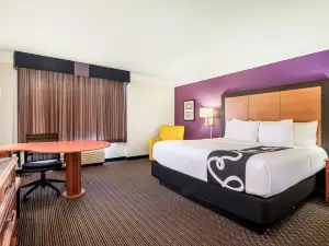 La Quinta Inn & Suites by Wyndham Myrtle Beach Broadway Area