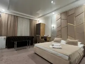 샤르크 호텔