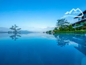 Bakhan Village Resort