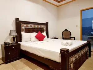 Royal Pakeeza Hotel