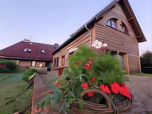 Dom GOŚCINNY Ptaszarnia - Natura-Free Parking
