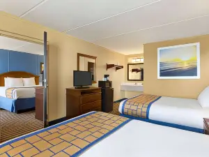 Days Inn & Suites by Wyndham Fort Bragg/Cross Creek Mall