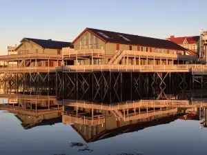 Grønnbuene Rorbu Hotel