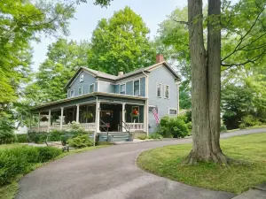 Highland Bed & Breakfast