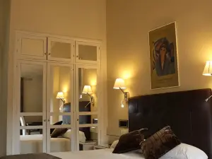 Hotel Leonor de Aquitania