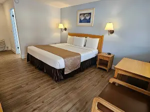 Skylark Shores Resort