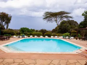 Naro Moru River Lodge