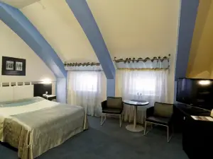 NevSky Hotel