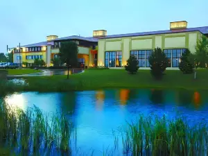 Holiday Inn Pewaukee-Milwaukee West
