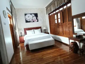 Pension Homestay Bandung