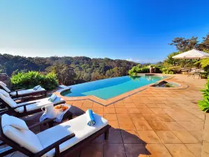 The Outlook Cabana