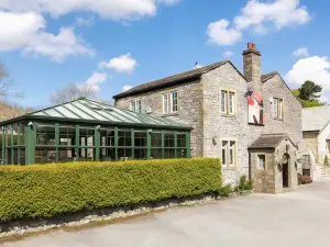 The Gamekeeper's Inn
