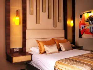 Avin Hotel