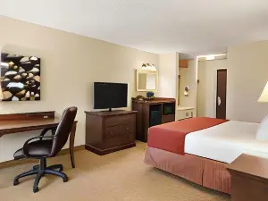Country Inn & Suites by Radisson, Cedar Rapids Airport, IA