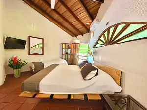 Hotel Luna Llena