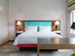HAMPTON INN AND SUITES BY HILTON INTERCOURSE