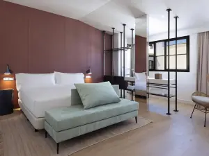 Atocha Hotel Madrid, Tapestry Collection by Hilton