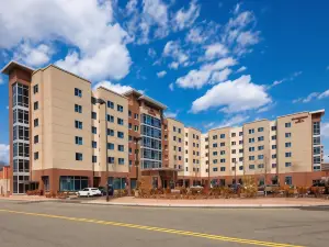 เรสซิเดนซ์อินน์ เซคอคัส มีโดว์แลนด์ส