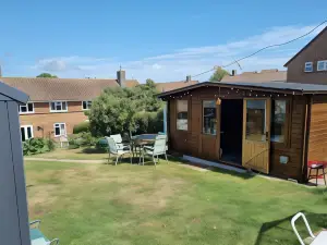 Glamping Cabin - Great for Hikers - Breakfast Inc!