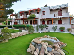 Ventoura Studios & Apartments