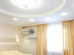 Moy God Hotel