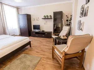 Tylova Apartments