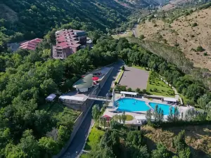 Best Resort Aghveran