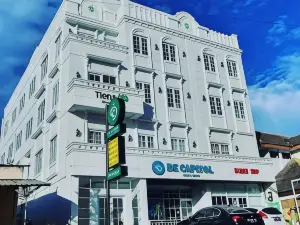 De Capitol Hotel Syariah