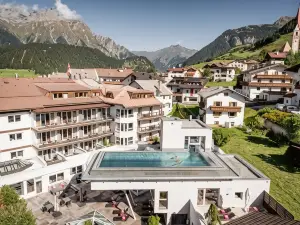 Naudererhof Alpin Art und Spa Hotel
