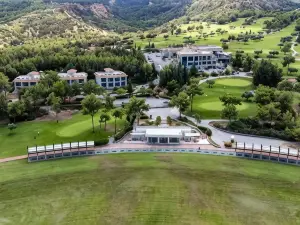 Korineum Golf & Beach Resort