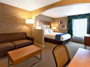 Holiday Inn & Suites Spring - the Woodlands Area