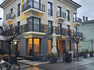 City Rooms