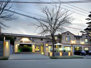 Casa Nostra Hotel