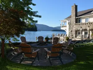 Lake George Boathouse Waterfront Lodging