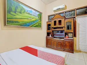 OYO 92851 Borobudur Specpacker家庭式住宿