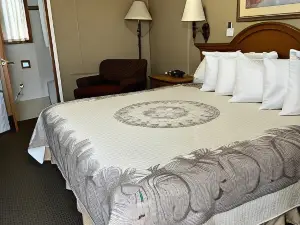 A Bridge View Inn