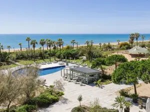 AC Hotel Gava Mar