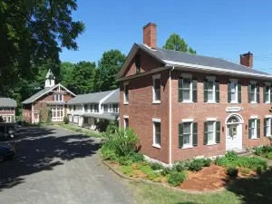 Black Walnut Inn