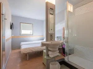 Ibis Budget Ambérieu-en-Bugey Château-Gaillard
