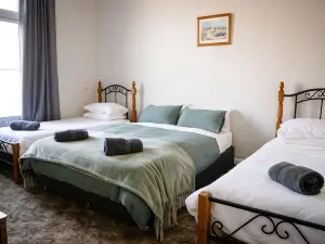 The Fed and Bed Temora