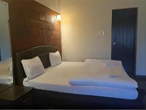 Bluebay Luxury Cottages - Malpe