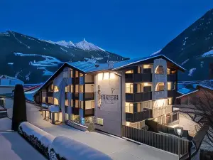 Vitaurina Royal Hotel