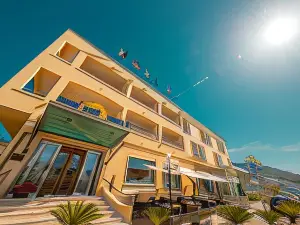 HOTEL RIVA DEL SOLE CEFALU'