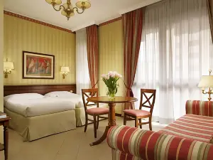 米蘭康塔莎喬蘭德烏娜威公寓飯店